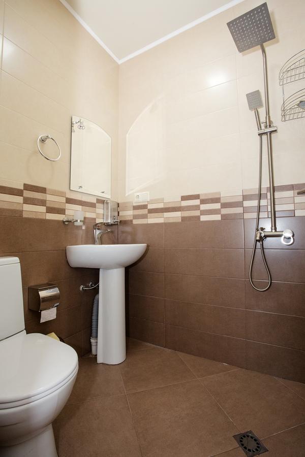 5 Rooms Batumi Exterior foto