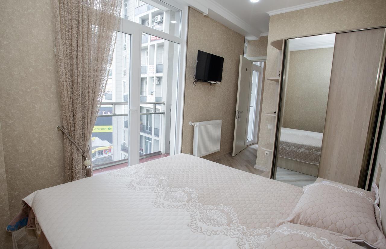5 Rooms Batumi Exterior foto
